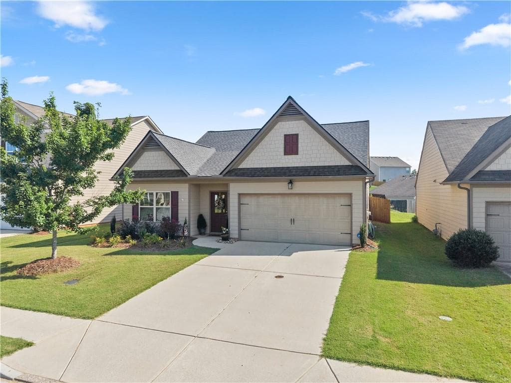 3 bedroom, 2 bathroom, 1,614 sq ft single family residence for sale at 740 Independence Avenue, Pendergrass, GA 30567 — photo 4