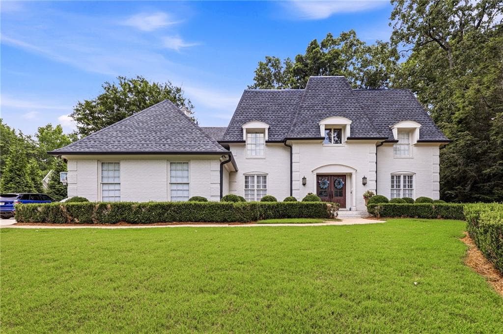 5 bedroom, 4 bathroom single family residence for sale at 197 Club Drive, Gainesville, GA 30506 — photo 3