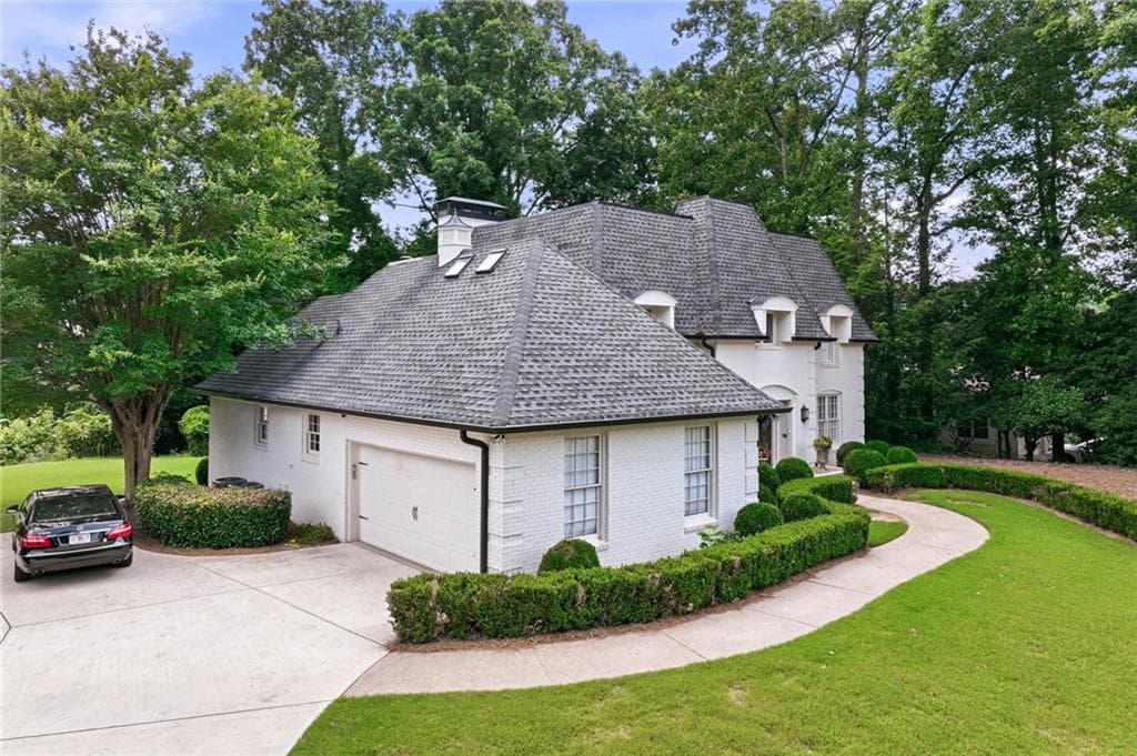 5 bedroom, 4 bathroom single family residence for sale at 197 Club Drive, Gainesville, GA 30506 — photo 6