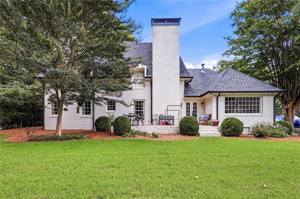 5 bedroom, 4 bathroom single family residence for sale at 197 Club Drive, Gainesville, GA 30506 — photo 10