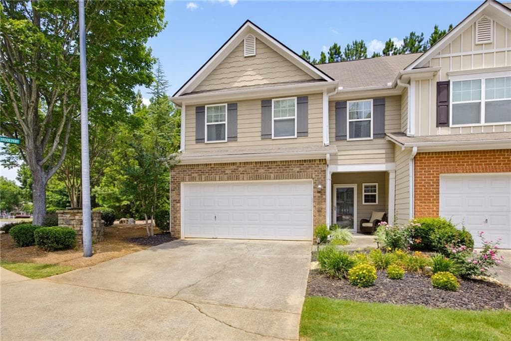 3 bedroom, 3 bathroom, 1,655 sq ft townhouse for sale at 403 Mountain View Lane, Woodstock, GA 30188 — photo 2