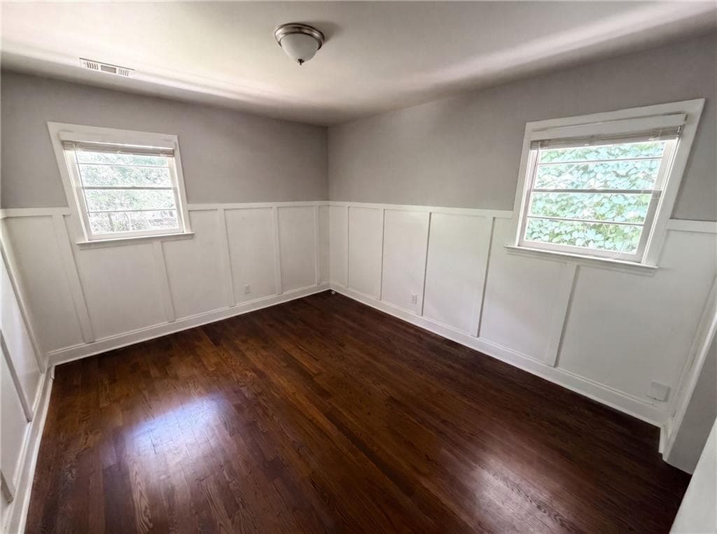 3 bedroom, 2 bathroom, 1,963 sq ft single family residence for sale at 2336 Nesbitt Drive, Atlanta, GA 30319 — photo 4
