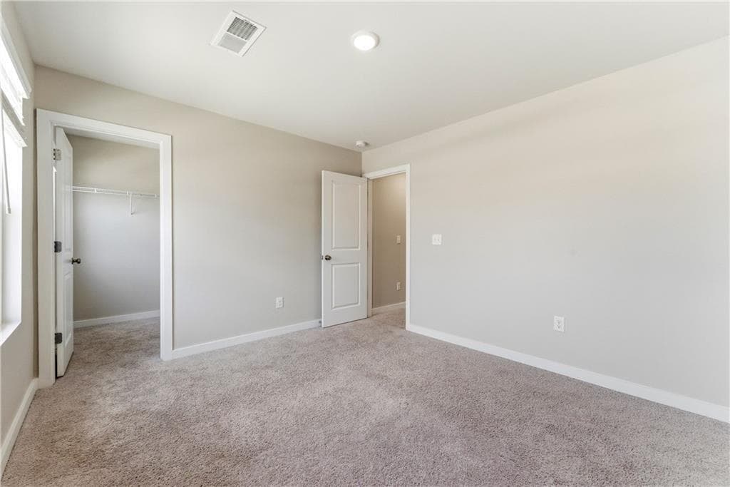 3 bedroom, 3 bathroom, 1,936 sq ft townhouse for rent at 1905 Westwind Street, Lawrenceville, GA 30043 for $2,250 a month — photo 10
