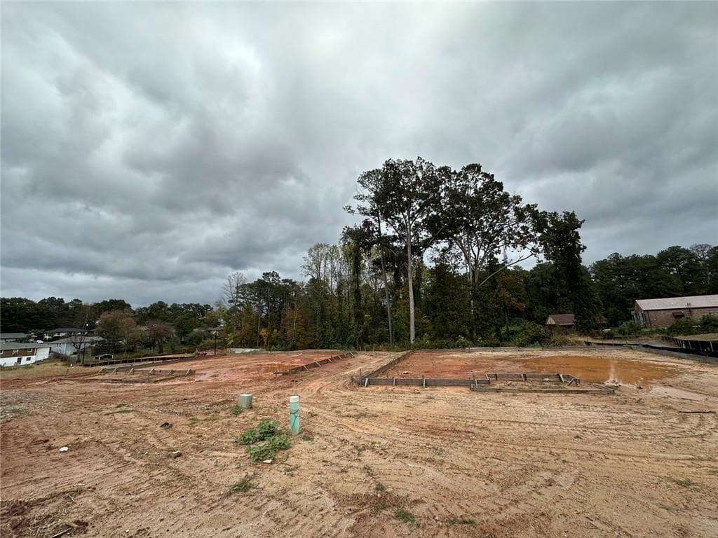 single family residence for sale at 2080 Tilson Road, Decatur, GA 30032 — photo 4