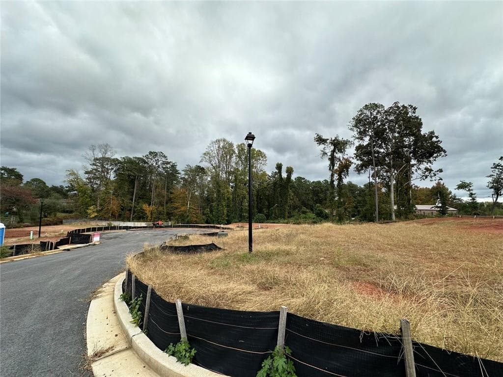 single family residence for sale at 2080 Tilson Road, Decatur, GA 30032 — photo 7