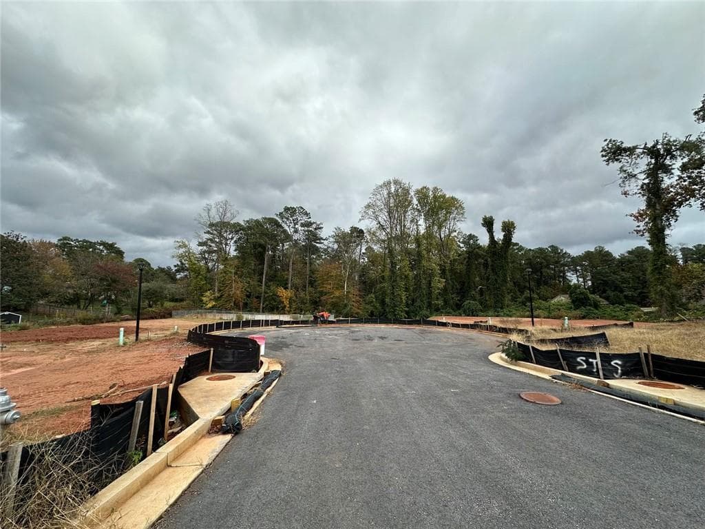 single family residence for sale at 2080 Tilson Road, Decatur, GA 30032 — photo 8