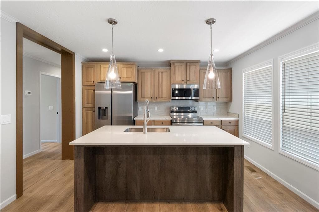 3 bedroom, 2 bathroom, 1,530 sq ft single family residence for sale at 654 Robertson Loop Road, Clarkesville, GA 30523 — photo 7