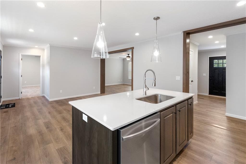 3 bedroom, 2 bathroom, 1,530 sq ft single family residence for sale at 654 Robertson Loop Road, Clarkesville, GA 30523 — photo 8