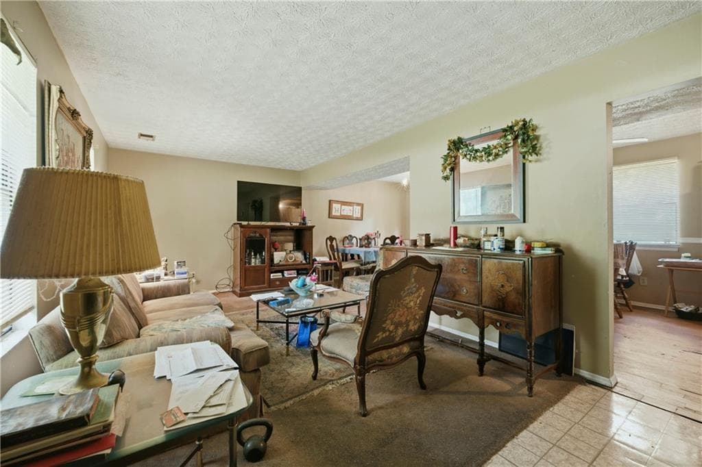 3 bedroom, 2 bathroom, 1,196 sq ft single family residence for sale at 3957 Brookstone Court, Ellenwood, GA 30294 — photo 4
