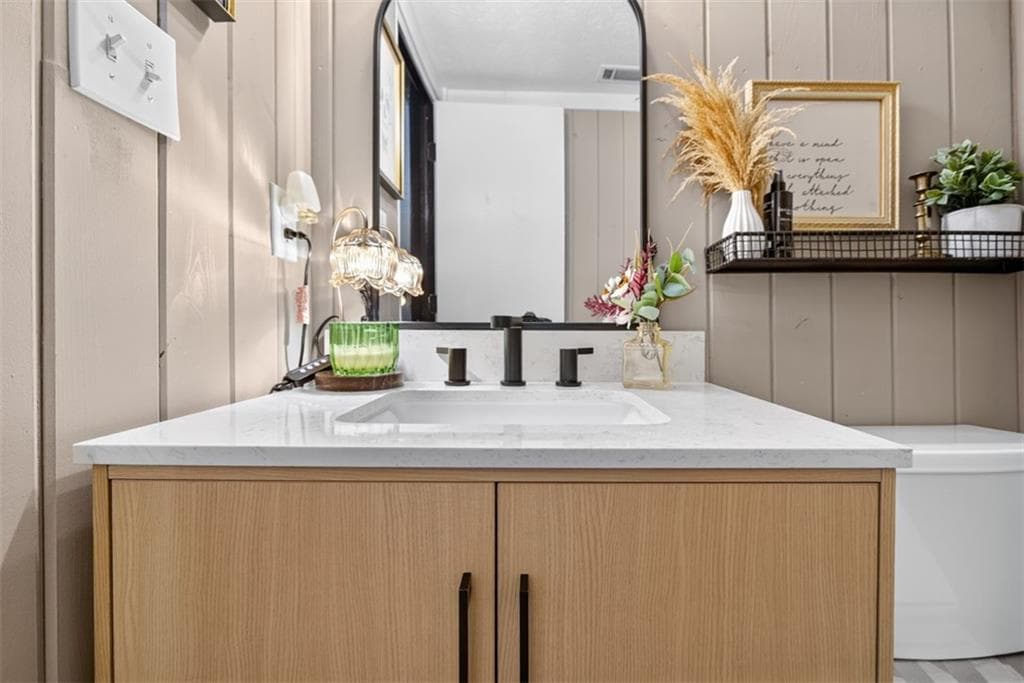 2 bedroom, 2 bathroom, 1,270 sq ft townhouse for sale at 7750 Roswell Road F5, Atlanta, GA 30350 — photo 8