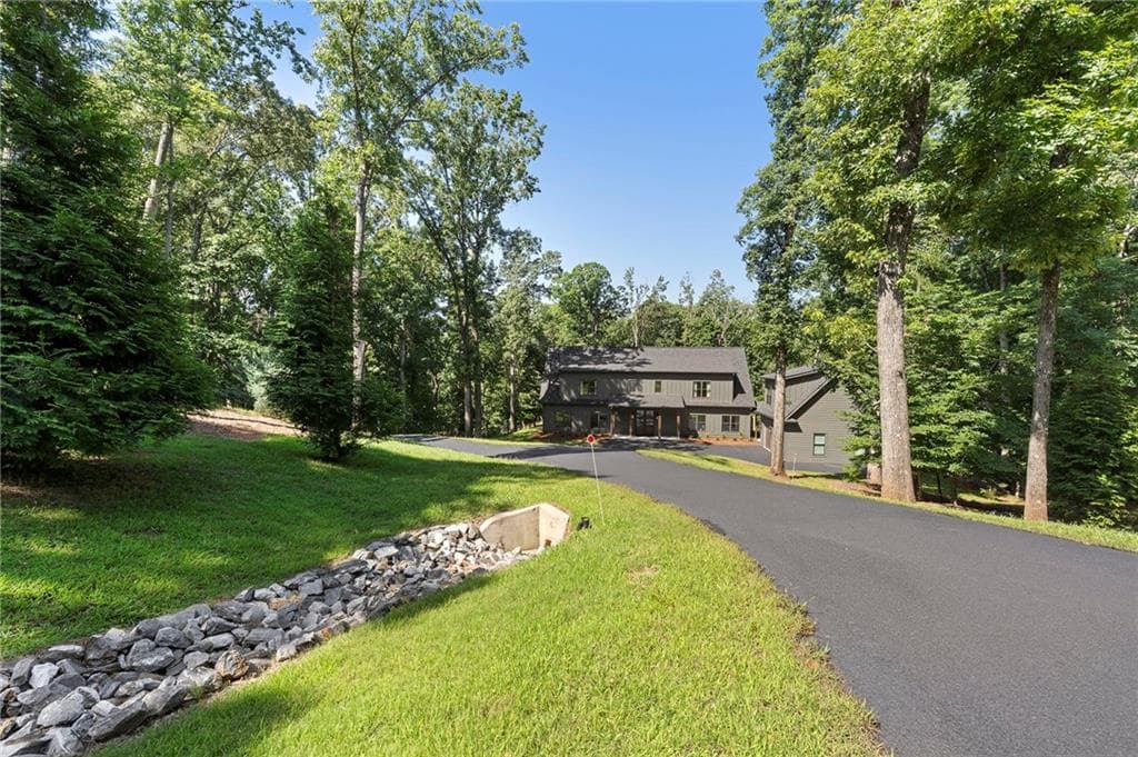 3 bedroom, 4 bathroom, 3,413 sq ft single family residence for sale at 3394 Robinson Road, Gainesville, GA 30506 — photo 9
