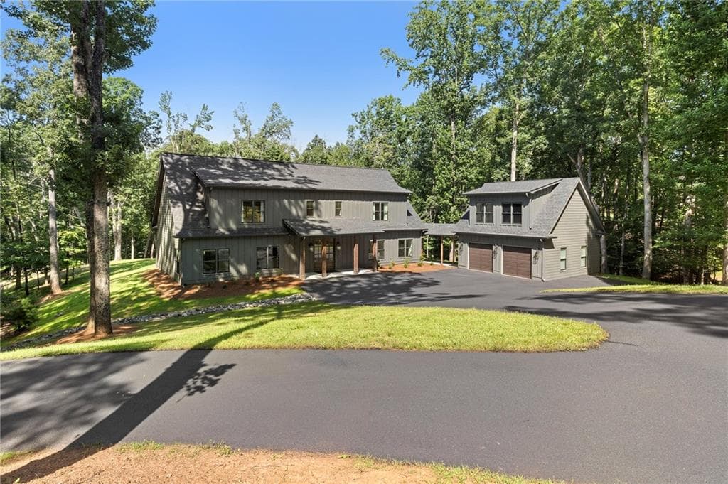 3 bedroom, 4 bathroom, 3,413 sq ft single family residence for sale at 3394 Robinson Road, Gainesville, GA 30506 — photo 10