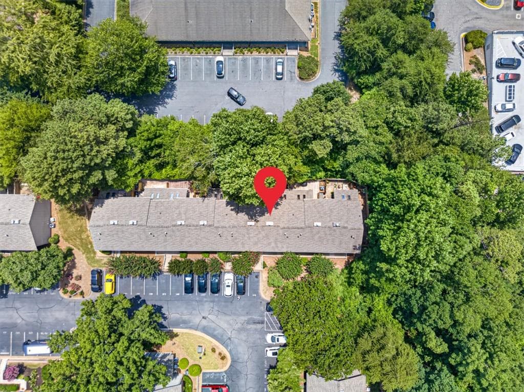 2 bedroom, 2 bathroom, 1,270 sq ft townhouse for sale at 7750 Roswell Road F5, Atlanta, GA 30350 — photo 2