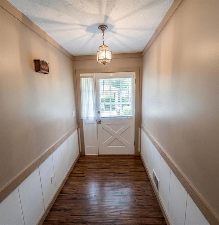 3 bedroom, 2 bathroom, 2,048 sq ft single family residence for rent at 554 Cana of Galilee Court, Tucker, GA 30084 for $2,095 a month — photo 2