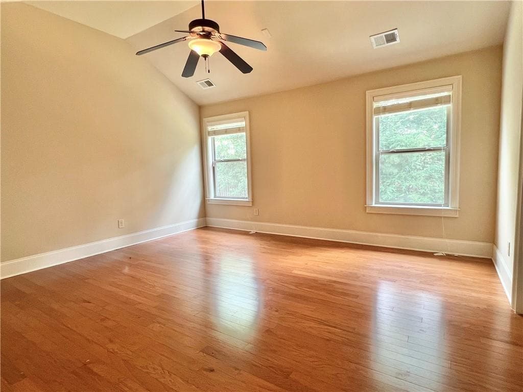 3 bedroom, 3 bathroom, 1,980 sq ft single family residence for rent at 590 Summerstone Lane, Lawrenceville, GA 30044 for $2,300 a month — photo 5