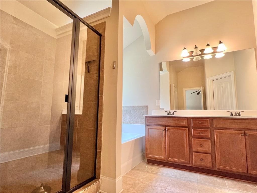 3 bedroom, 3 bathroom, 1,980 sq ft single family residence for rent at 590 Summerstone Lane, Lawrenceville, GA 30044 for $2,300 a month — photo 6