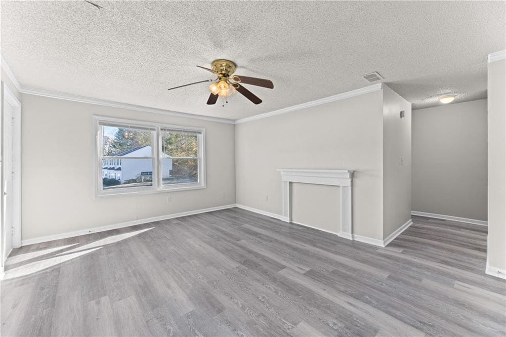 2 bedroom, 2 bathroom, 4,032 sq ft duplex for rent at 121 Mark Twain Circle, Athens, GA 30605 for $1,225 a month — photo 6