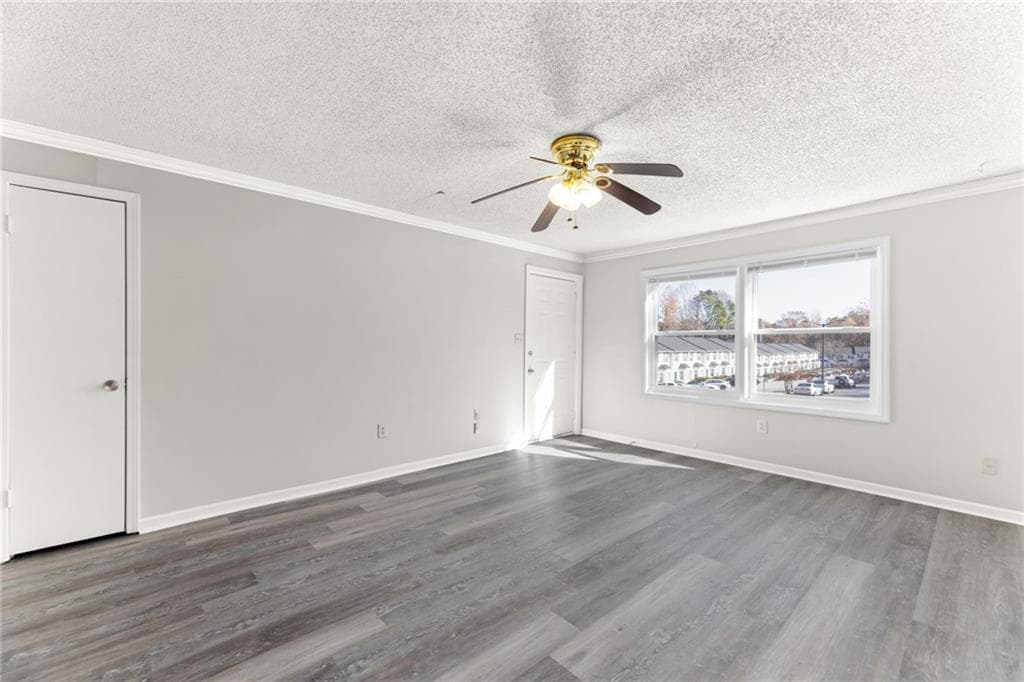 2 bedroom, 2 bathroom, 4,032 sq ft duplex for rent at 121 Mark Twain Circle, Athens, GA 30605 for $1,225 a month — photo 7