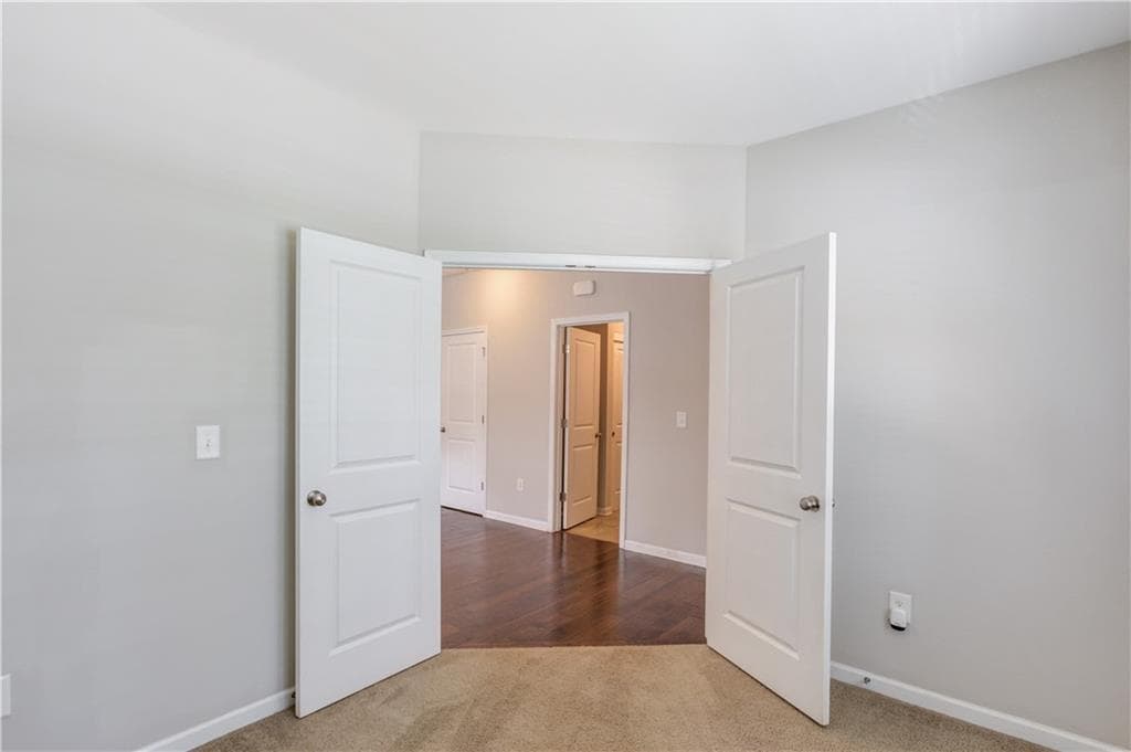 4 bedroom, 3 bathroom, 2,884 sq ft single family residence for sale at 1043 Liberty Park Drive, Braselton, GA 30517 — photo 8