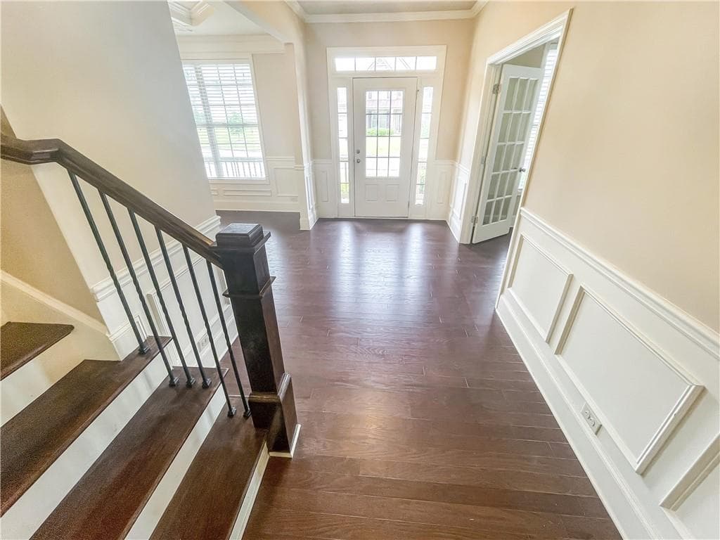 5 bedroom, 4 bathroom, 3,312 sq ft single family residence for rent at 5840 Zelkova Drive, Cumming, GA 30040 for $3,399 a month — photo 4