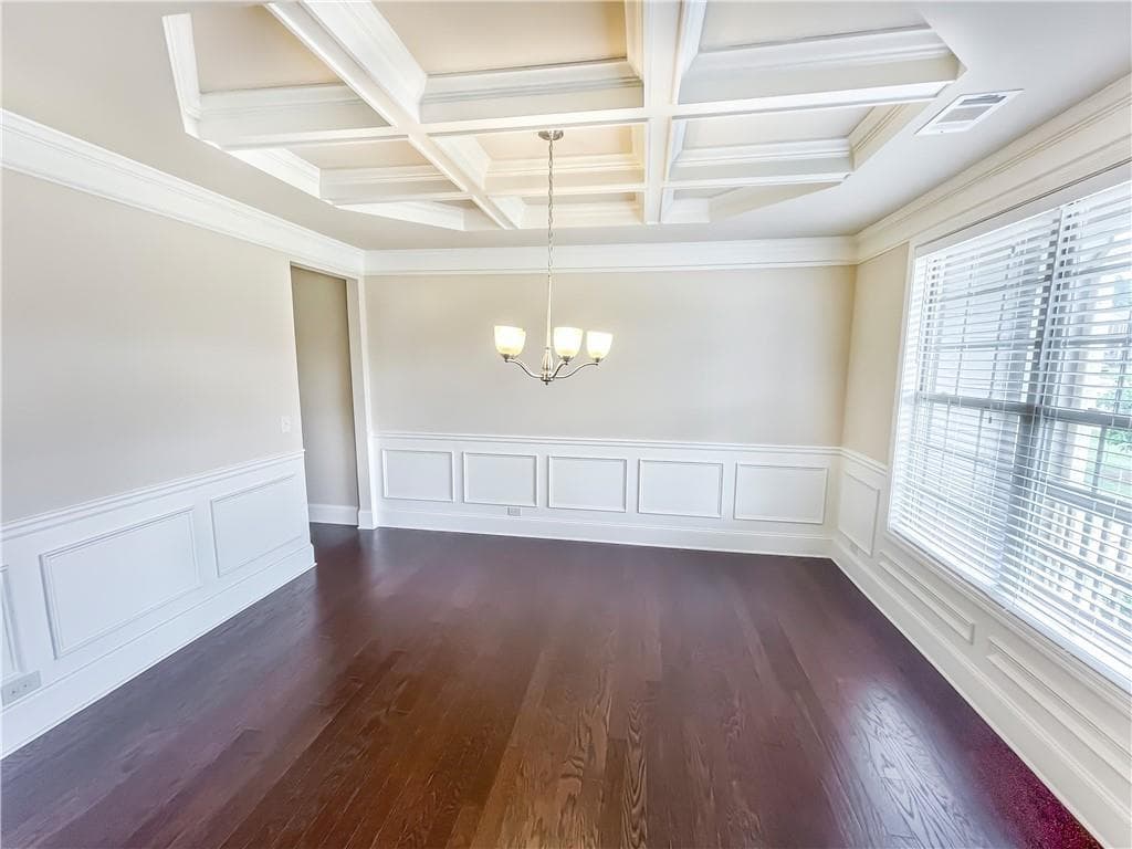 5 bedroom, 4 bathroom, 3,312 sq ft single family residence for rent at 5840 Zelkova Drive, Cumming, GA 30040 for $3,399 a month — photo 7