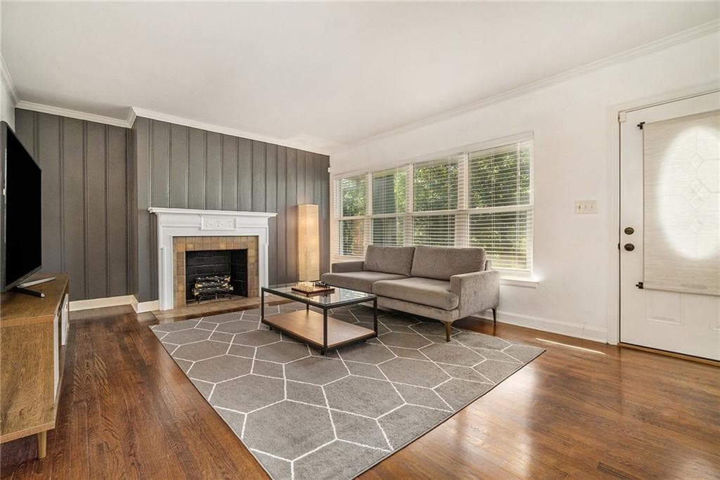3 bedroom, 2 bathroom, 1,416 sq ft single family residence for sale at 526 Rock Springs Road, Atlanta, GA 30324 — photo 9