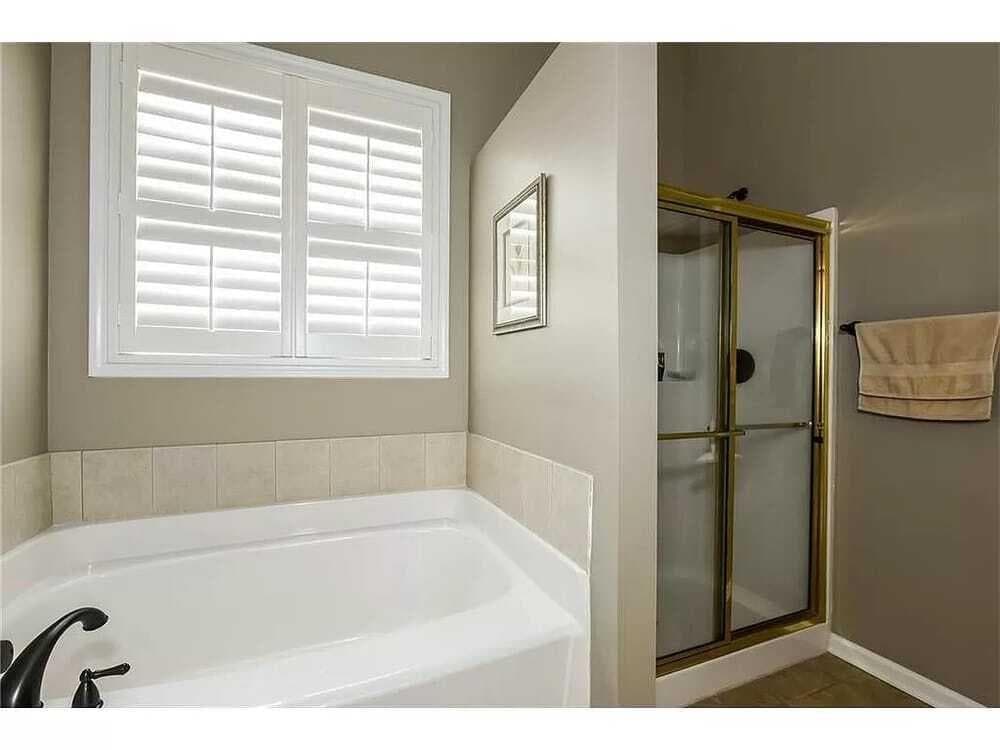 5 bedroom, 3 bathroom, 3,387 sq ft single family residence for rent at 2479 Sandstone Place, Marietta, GA 30062 for $3,750 a month — photo 9