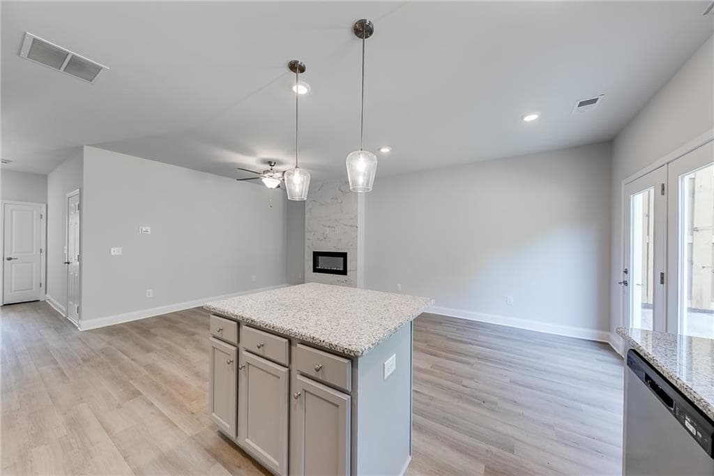 3 bedroom, 3 bathroom, 1,294 sq ft townhouse for sale at 104 Greenview Lot 1602 Court, Homer, GA 30547 — photo 7
