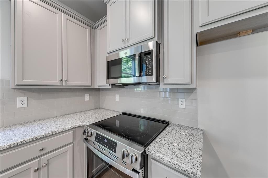 3 bedroom, 3 bathroom, 1,294 sq ft townhouse for sale at 104 Greenview Lot 1602 Court, Homer, GA 30547 — photo 10