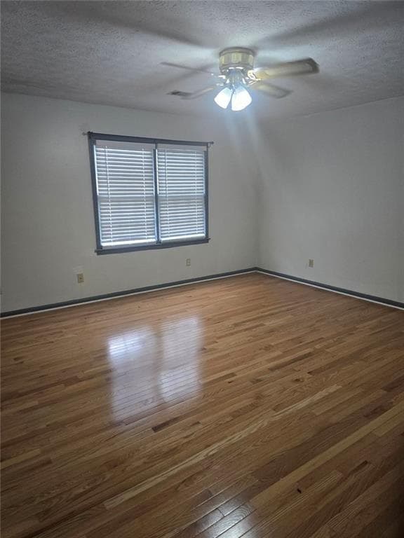 2 bedroom, 2 bathroom, 1,281 sq ft townhouse for rent at 2230 Kings Gate Circle D, Snellville, GA 30078 for $1,400 a month — photo 10