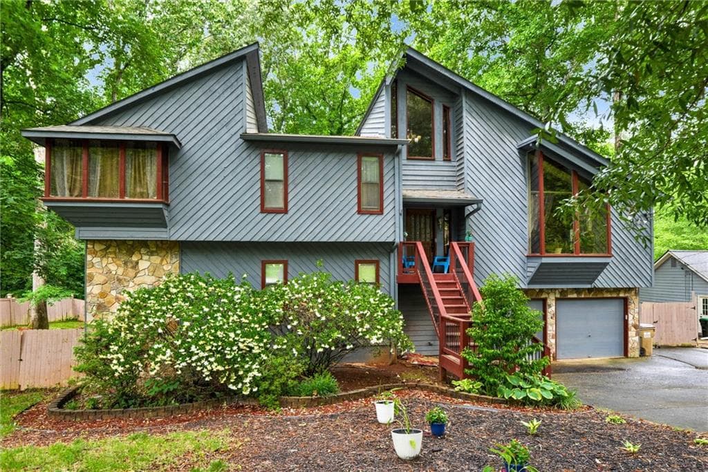 4 bedroom, 3 bathroom, 3,368 sq ft single family residence for sale at 1781 Blackwillow Drive, Marietta, GA 30066