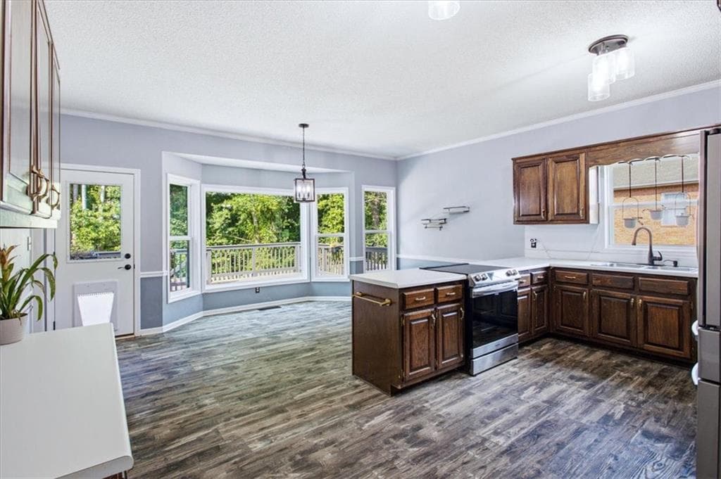 4 bedroom, 3 bathroom, 2,640 sq ft single family residence under contract at 26 Chad Court, Mcdonough, GA 30253 — photo 9