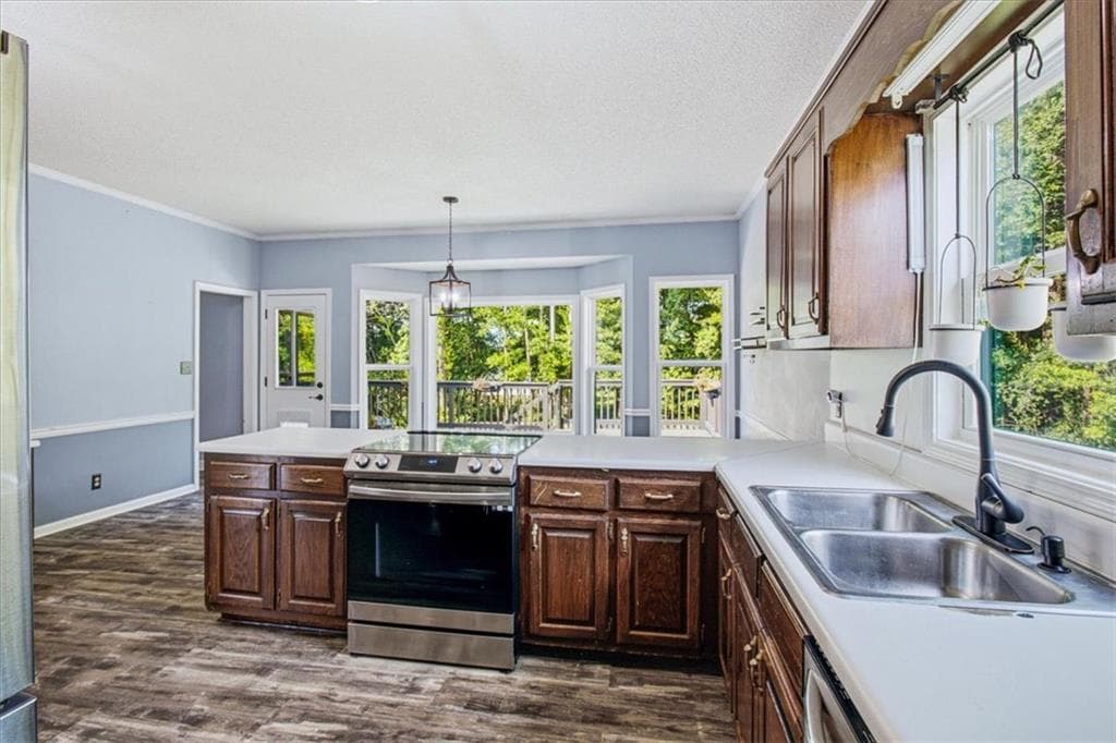 4 bedroom, 3 bathroom, 2,640 sq ft single family residence under contract at 26 Chad Court, Mcdonough, GA 30253 — photo 10