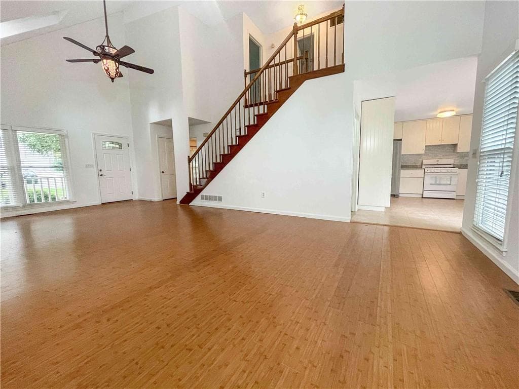 3 bedroom, 4 bathroom, 2,476 sq ft single family residence for rent at 1454 Hembree Station Drive, Marietta, GA 30062 for $2,599 a month — photo 6