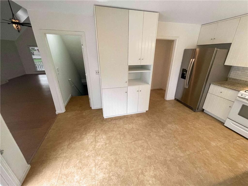 3 bedroom, 4 bathroom, 2,476 sq ft single family residence for rent at 1454 Hembree Station Drive, Marietta, GA 30062 for $2,599 a month — photo 8