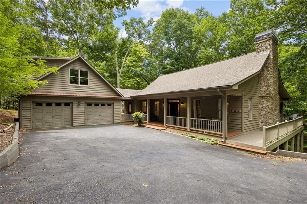 3 bedroom, 2 bathroom, 2,246 sq ft single family residence for sale at 208 Trout Lily Trail, Jasper, GA 30143 — photo 3