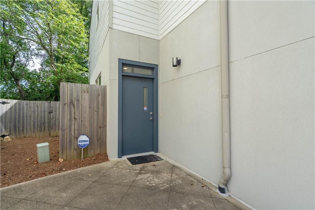 2 bedroom, 2 bathroom, 1,820 sq ft townhouse for rent at 1338 Rietveld Row, Atlanta, GA 30318 for $2,800 a month — photo 3