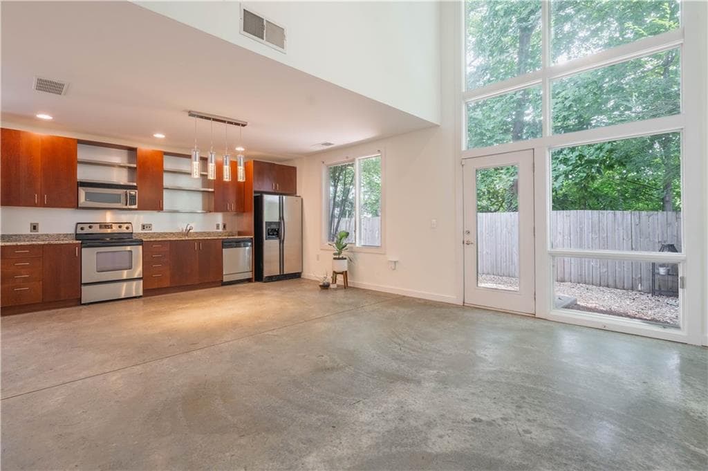 2 bedroom, 2 bathroom, 1,820 sq ft townhouse for rent at 1338 Rietveld Row, Atlanta, GA 30318 for $2,800 a month — photo 9