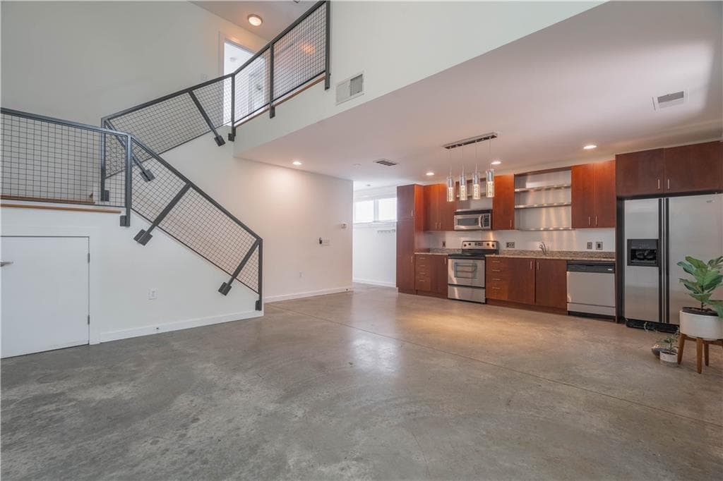 2 bedroom, 2 bathroom, 1,820 sq ft townhouse for rent at 1338 Rietveld Row, Atlanta, GA 30318 for $2,800 a month — photo 10