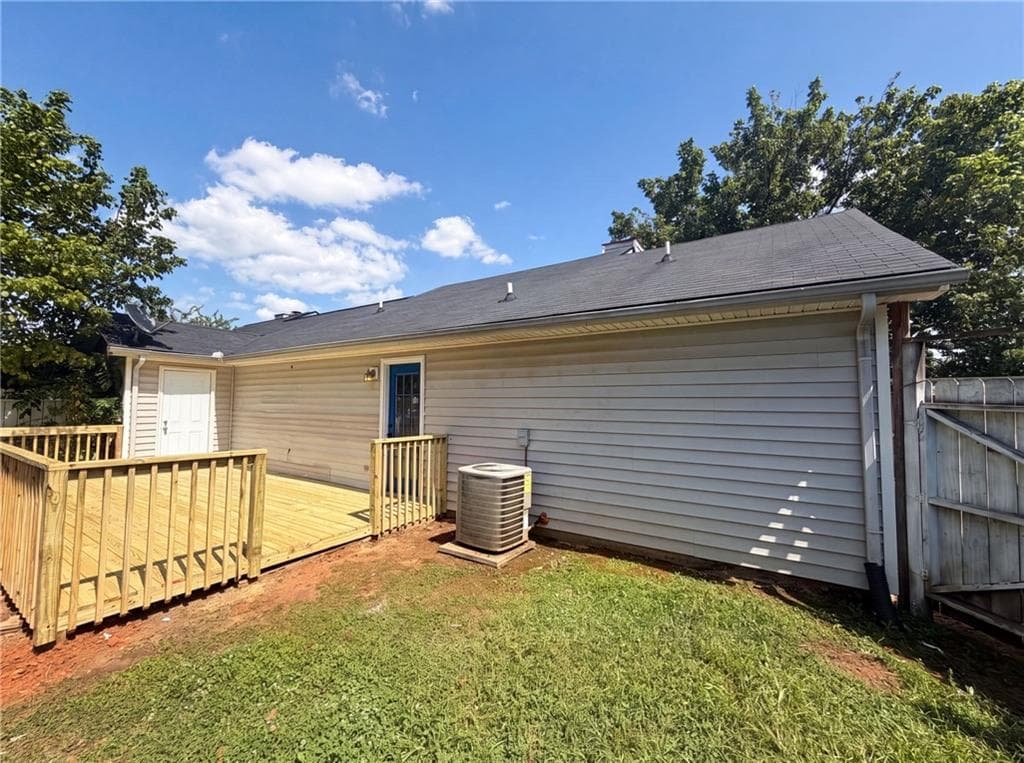 2 bedroom, 2 bathroom, 1,056 sq ft townhouse under contract at 2 Ember Way, Cartersville, GA 30120 — photo 5