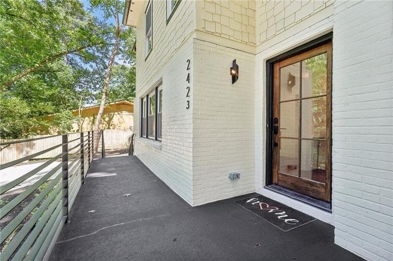 6 bedroom, 7 bathroom, 4,428 sq ft single family residence for sale at 2423 Melinda Drive, Atlanta, GA 30345 — photo 7
