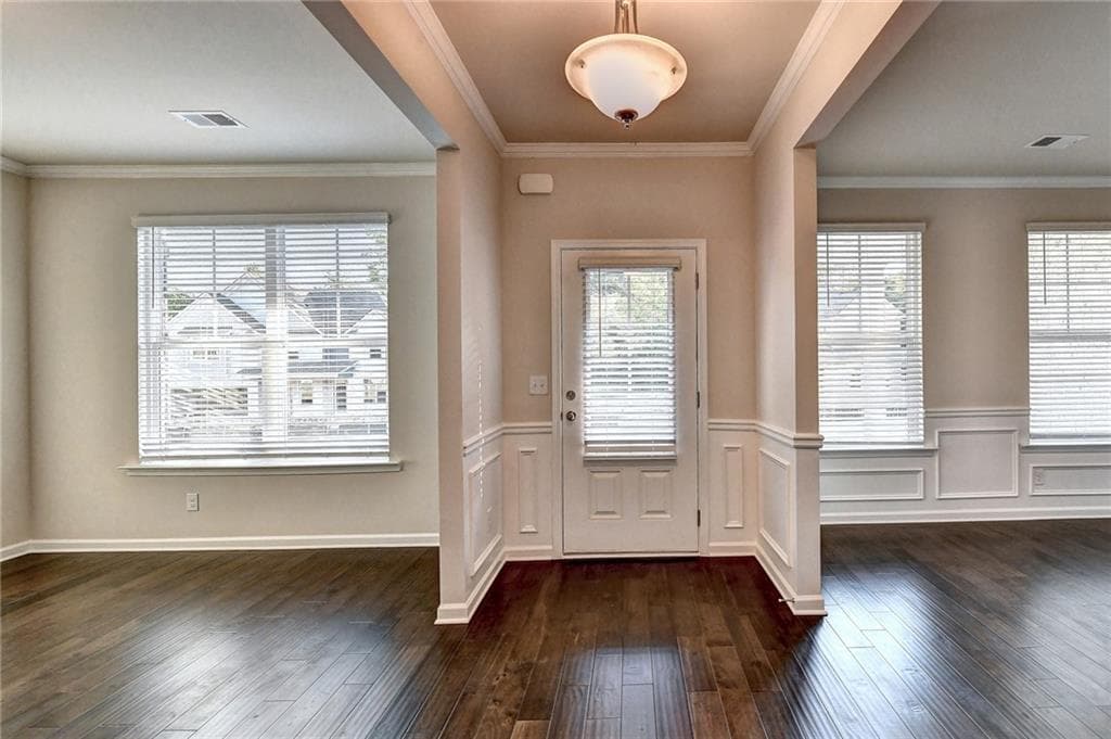 5 bedroom, 3 bathroom, 3,232 sq ft single family residence under contract at 354 Paxton Lane, Jefferson, GA 30549 — photo 3