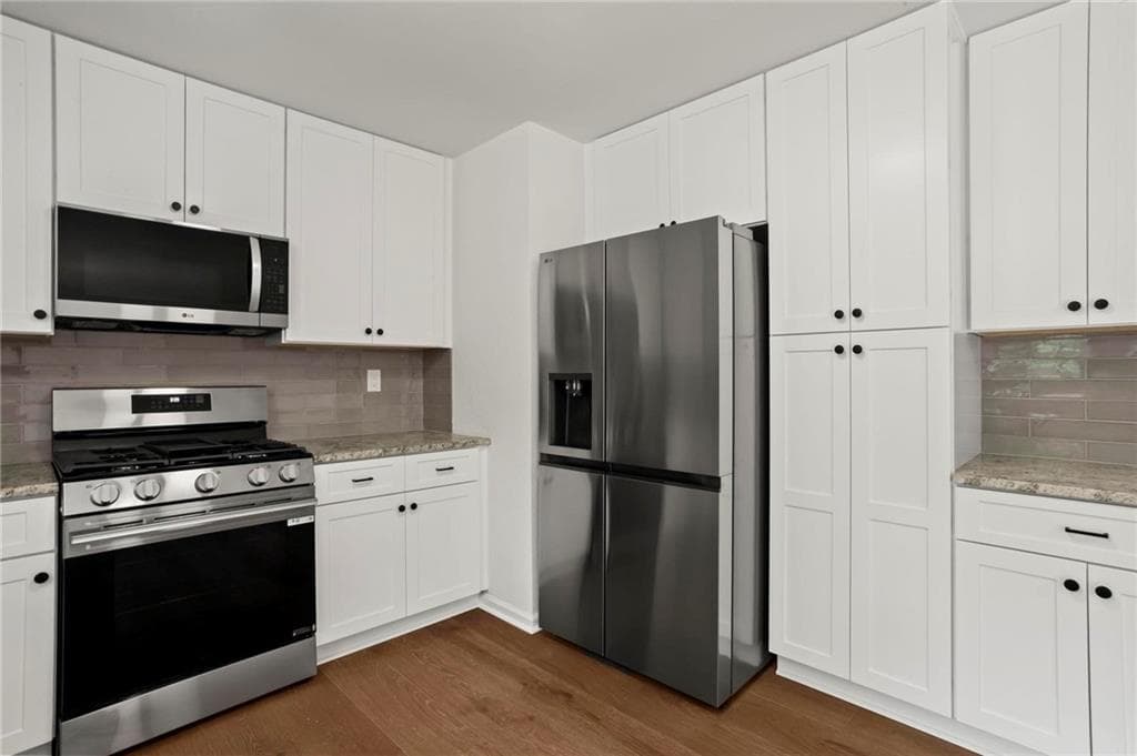 3 bedroom, 2 bathroom single family residence for sale at 4899 Hawk Trail, Marietta, GA 30066 — photo 9