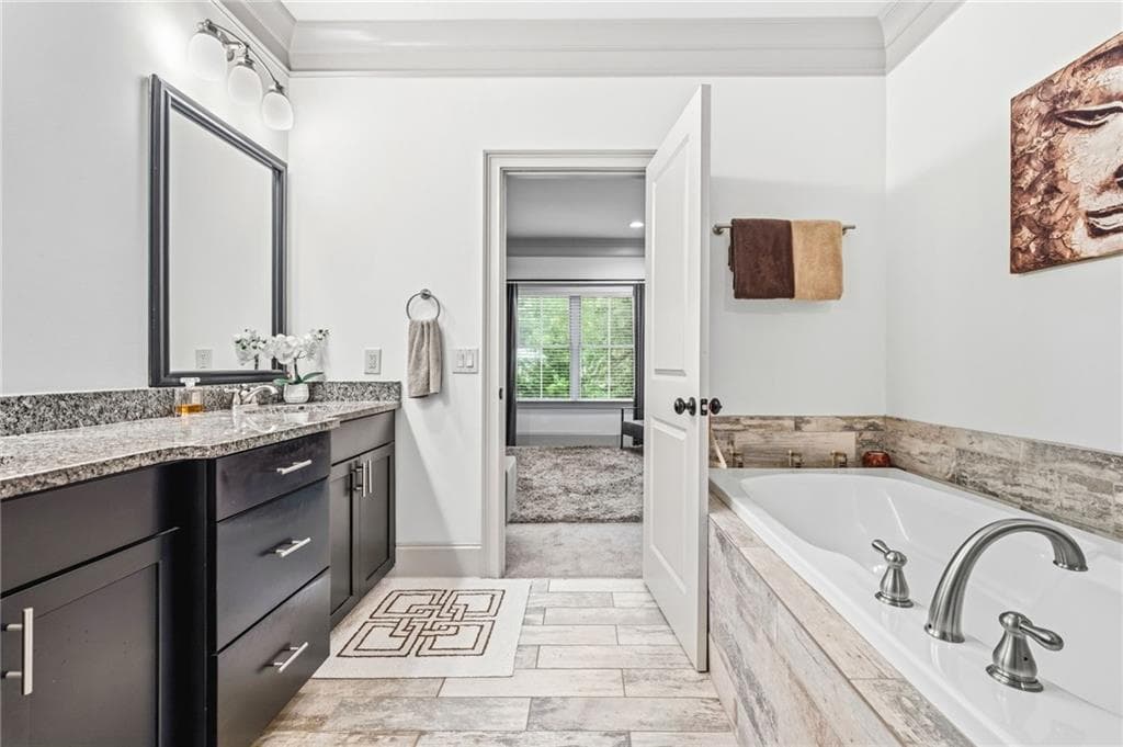 3 bedroom, 4 bathroom, 2,212 sq ft townhouse for sale at 519 Ansley Circle, Atlanta, GA 30324 — photo 9