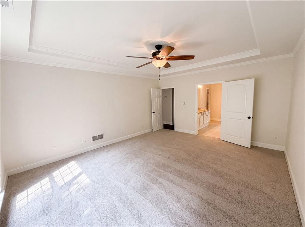 4 bedroom, 2 bathroom, 2,764 sq ft single family residence for sale at 8635 Amsbury Way, Cumming, GA 30041 — photo 4