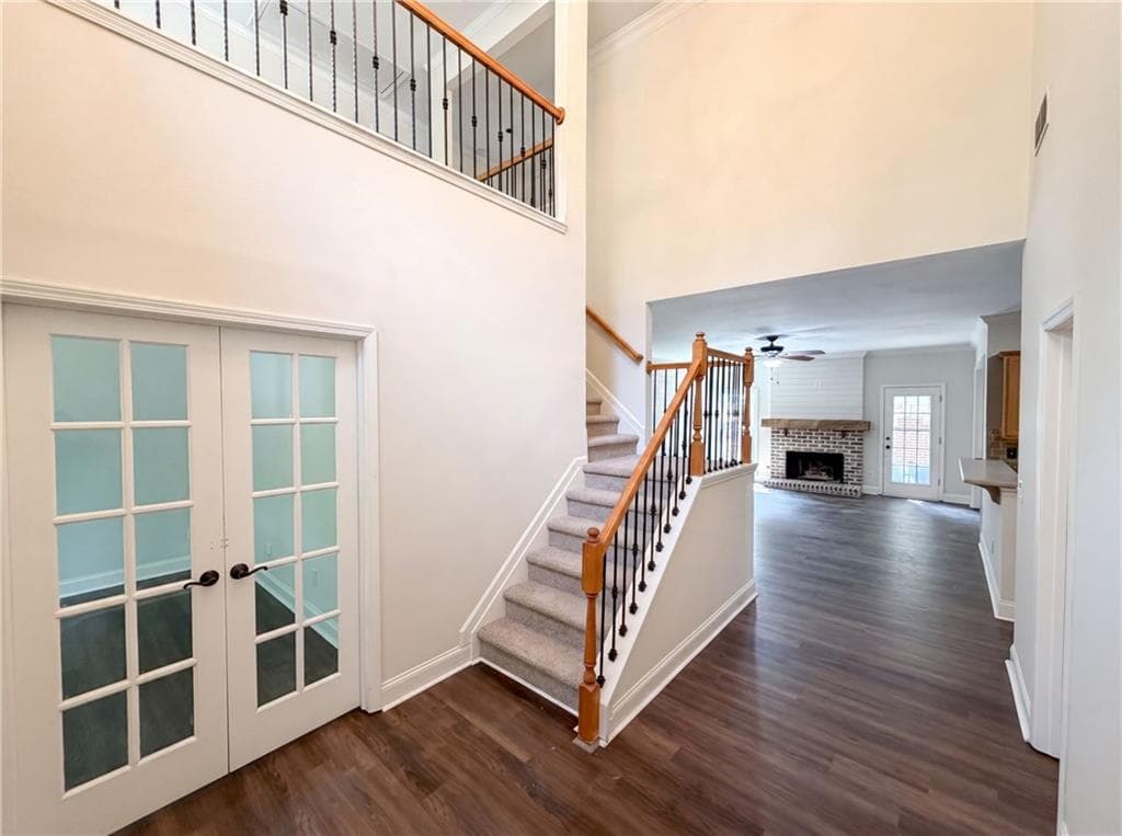 4 bedroom, 2 bathroom, 2,764 sq ft single family residence for sale at 8635 Amsbury Way, Cumming, GA 30041 — photo 9