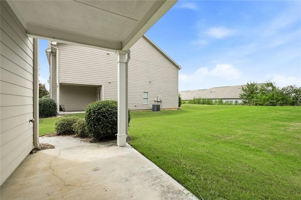 3 bedroom, 3 bathroom, 2,602 sq ft townhouse for sale at 2536 Morgan Chase Drive, Buford, GA 30519 — photo 7