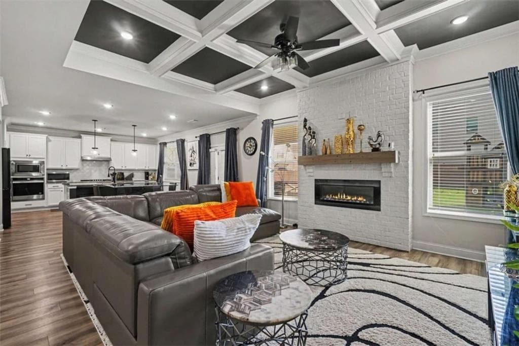5 bedroom, 4 bathroom, 3,482 sq ft single family residence for sale at 624 Henson Farm Drive, Loganville, GA 30052 — photo 8
