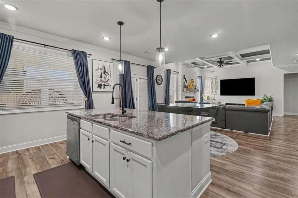 5 bedroom, 4 bathroom, 3,482 sq ft single family residence for sale at 624 Henson Farm Drive, Loganville, GA 30052 — photo 10