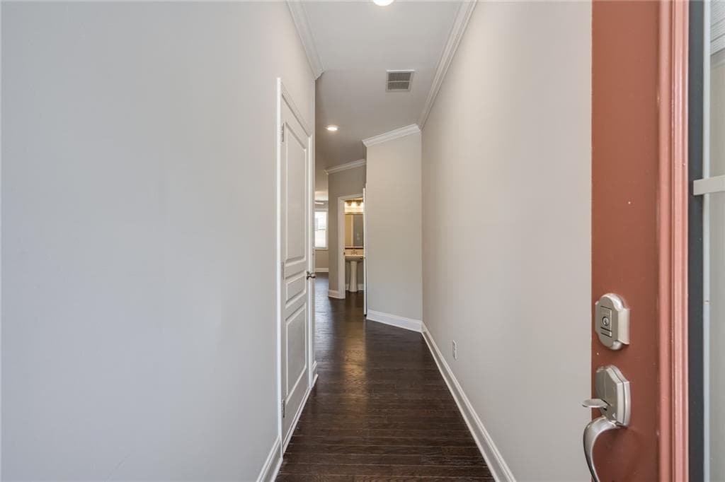 4 bedroom, 4 bathroom, 2,692 sq ft townhouse for rent at 1856 Terrewood Drive, Atlanta, GA 30329 for $3,950 a month — photo 4